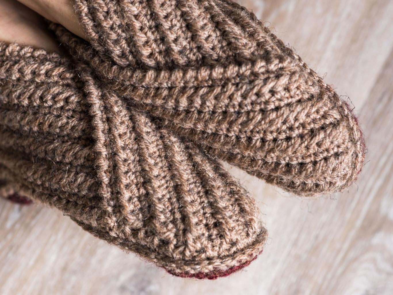 Crochet Sneaker Pattern Crochet These Wrap Slippers Free Patterns